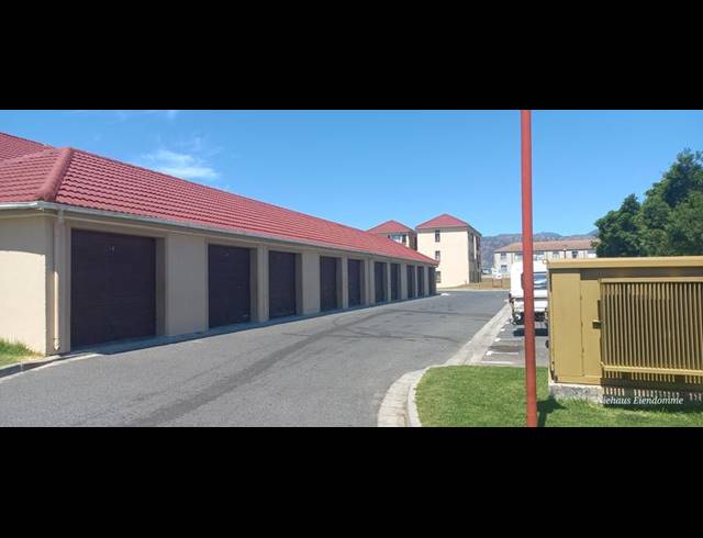 1 BEDROOM APARTMENT FOR SALE IN ONVERWACHT